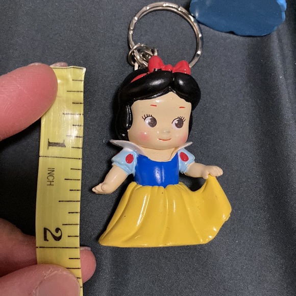 Princess keychain lot - Picture 9 of 9